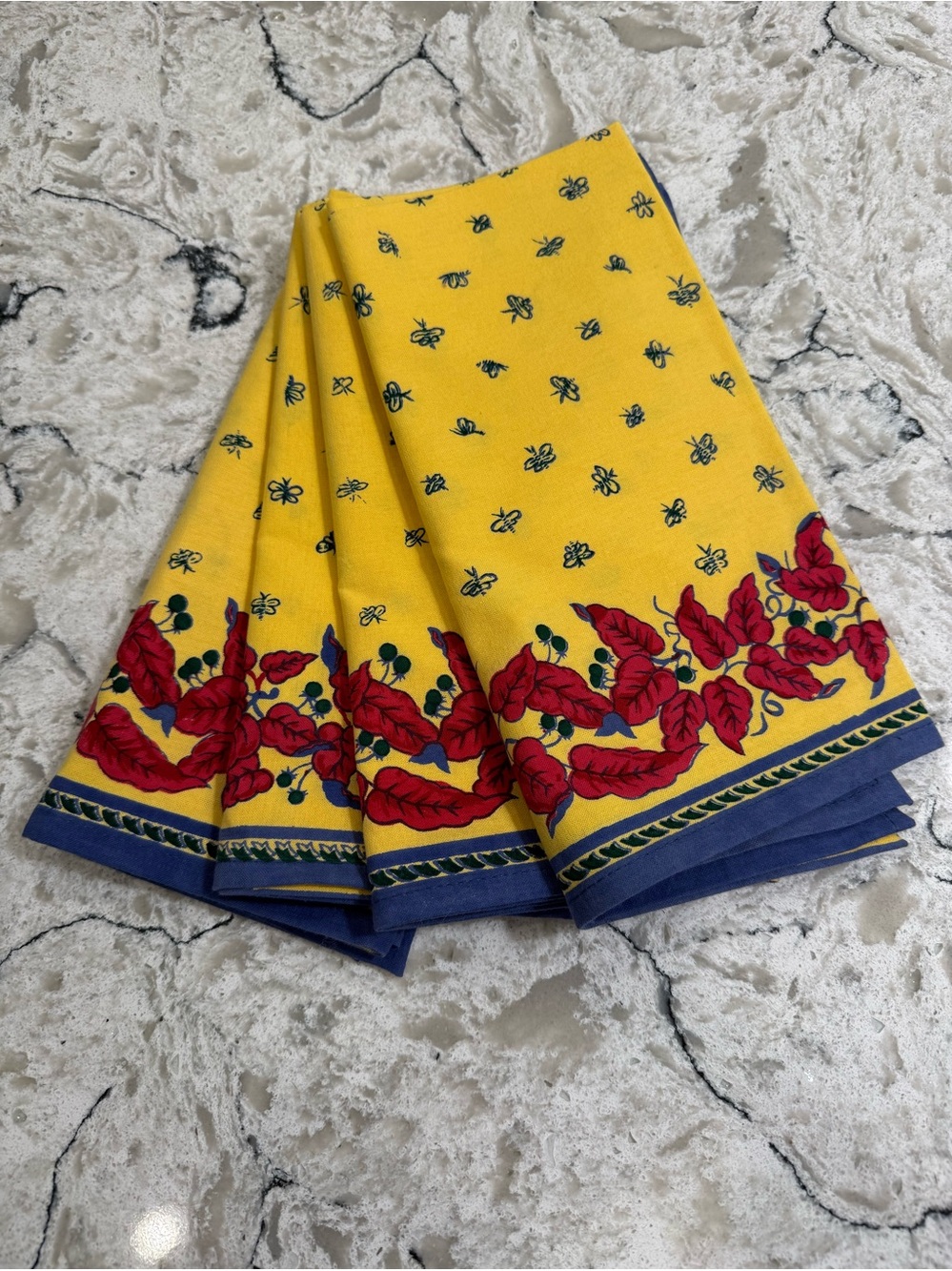 Williams Sonoma Vintage French Provence Floral Napkins in Yellow, Set of 4